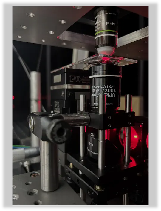 Innovative optical microscopy techniques